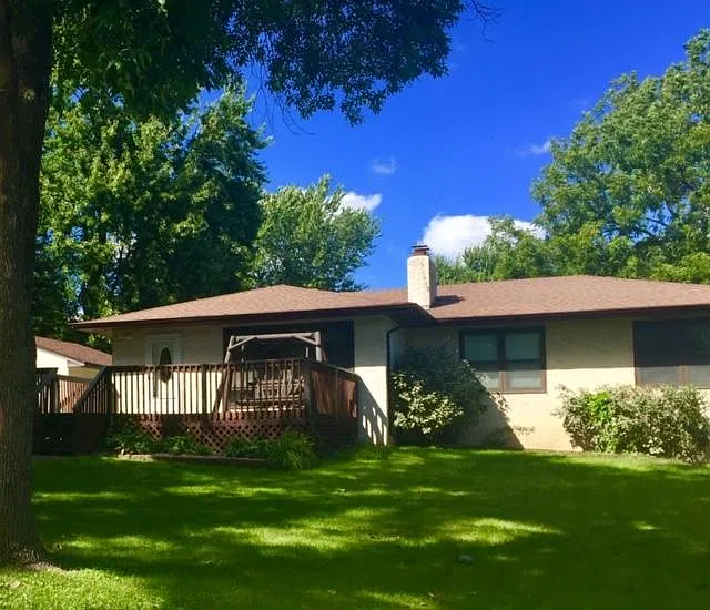 1299 Lakeview Ave