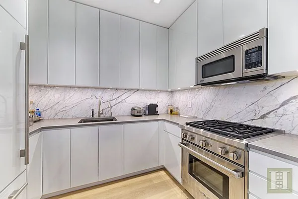 Rented by Halstead Real Estate | media 3