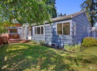 19612 Forest Park Dr NE, Seattle, WA