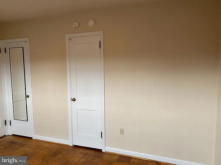 1300 N Meade St #22 — Photo 30