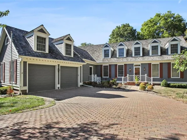 1322 NW 47th St, Kansas City, MO 64116