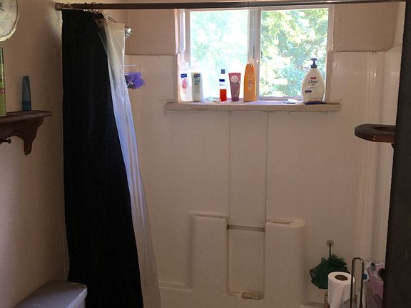 Hall bath untouched by smoke