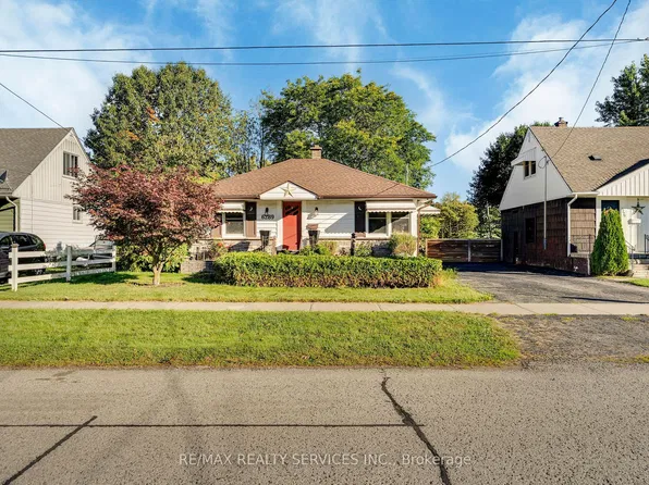 6289 Atlee St, Niagara Falls, ON L2G 2W4