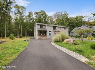 1195 Woodland Dr, East Stroudsburg, PA