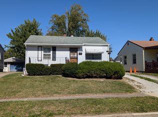 712 Fletcher Ln, Beech Grove, IN 46107