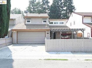 90 Saginaw Cir, Sacramento, CA
