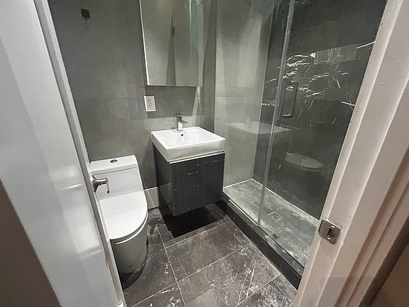 3rd image of 124 E 117th St APT 1L
