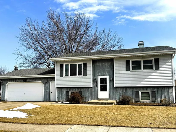 2816 Welhouse Dr, Kaukauna, WI 54130
