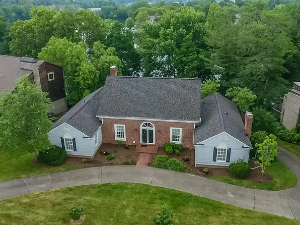 739 Lakeshore Dr, Lexington, KY 40502