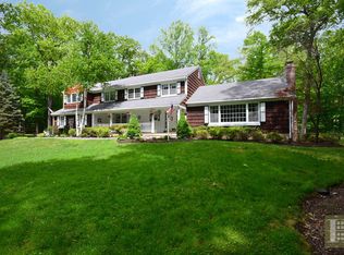 111 Danforth Dr, New Canaan, CT 06840