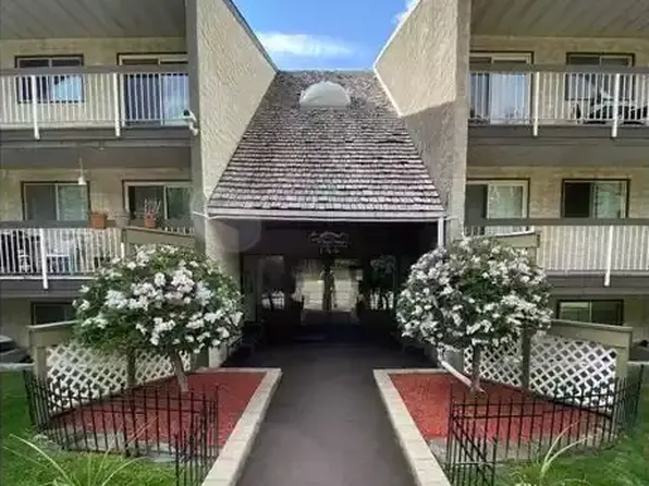 144 Tamarack Dr #1A, Hinton, AB T7V 1W6