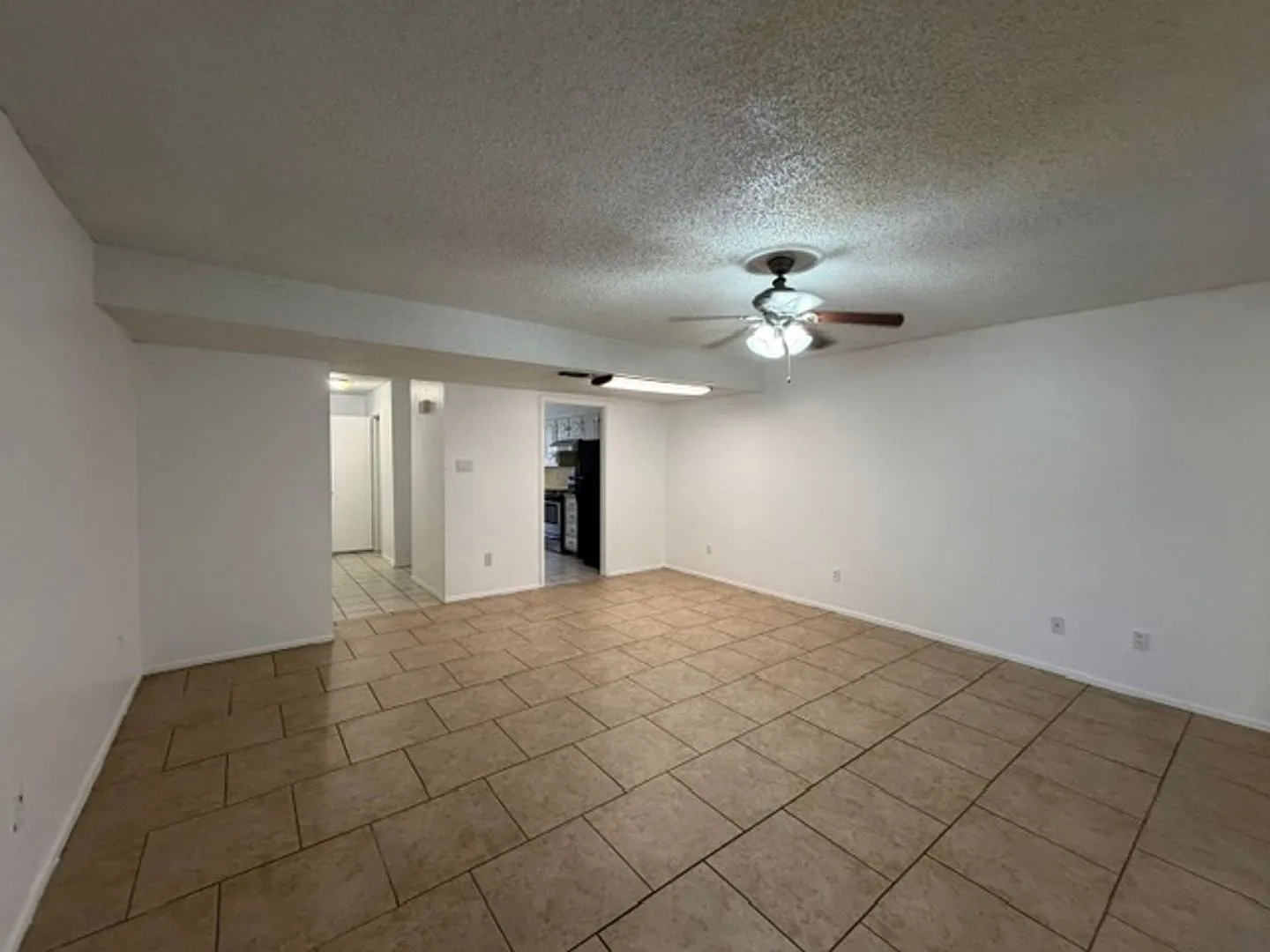 Two Story Townhome - 76710 — Photo 4