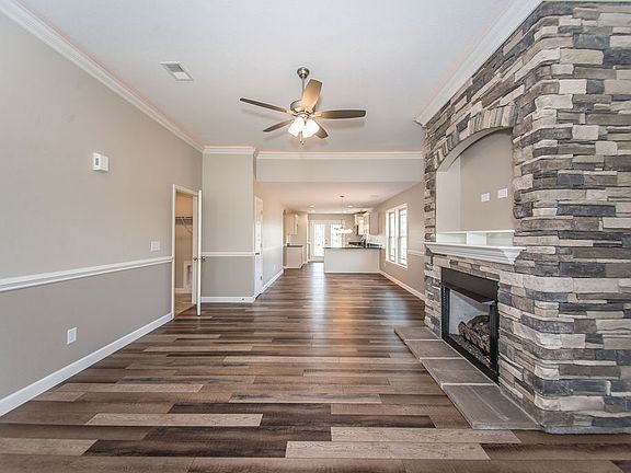 7th image of this home