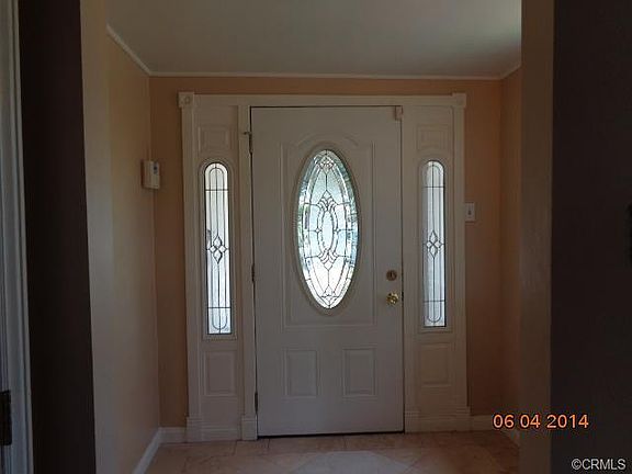 2nd image of 3167 N Pico Ave