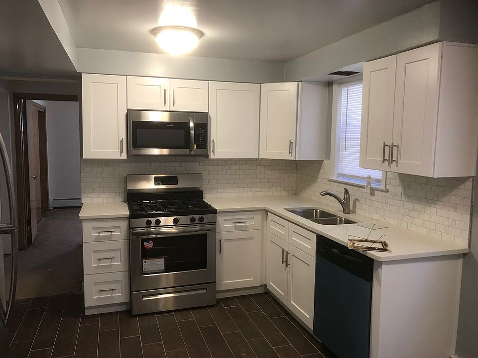 1st image of 5742 W Lawrence Ave APT Gs