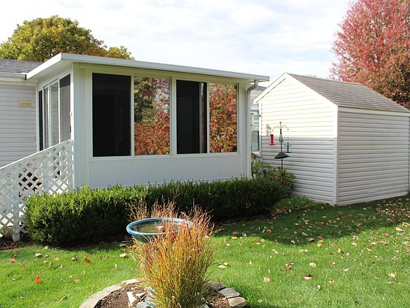 3rd image of 4132 N Summergreen Ct