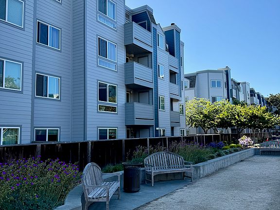 4th image of 6400 Christie Ave APT 4118