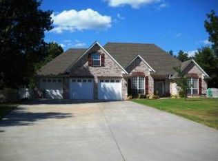 13425 Hickory Dr, Claremore, OK 74019