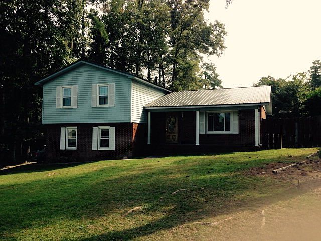 1st image of 136 Caymen Dr