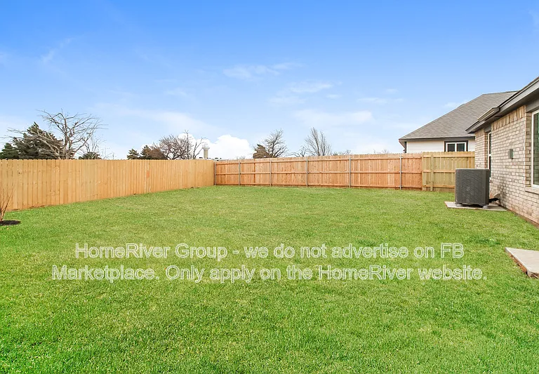 2516 Rosewood Ln — Photo 22