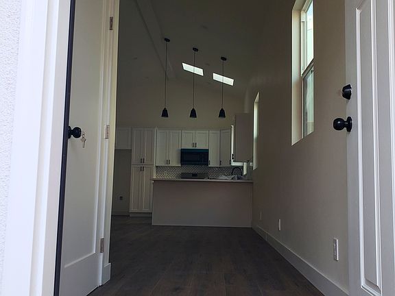 2nd image of 2633 S Manhattan Pl #3