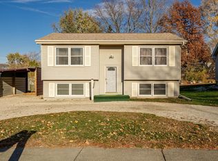 3107 La Salle Ave, Rockford, IL 61114