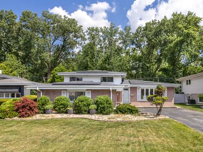 9070 Shady Ln, Hickory Hills, IL, 60457