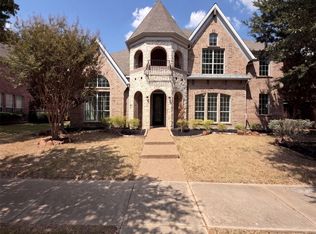 2716 Dearborn Ln, Frisco, TX 75034