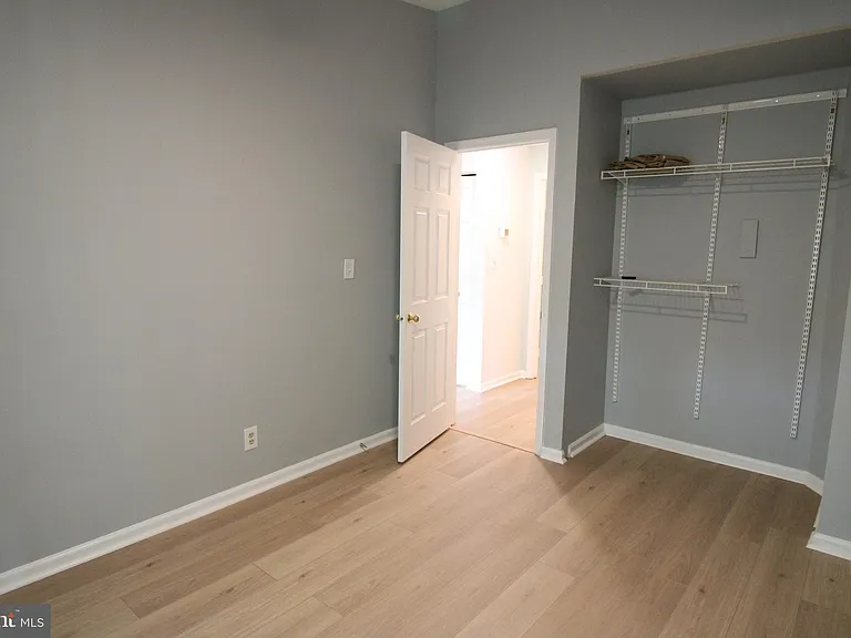 7509 Ashby Ln #N — Photo 15