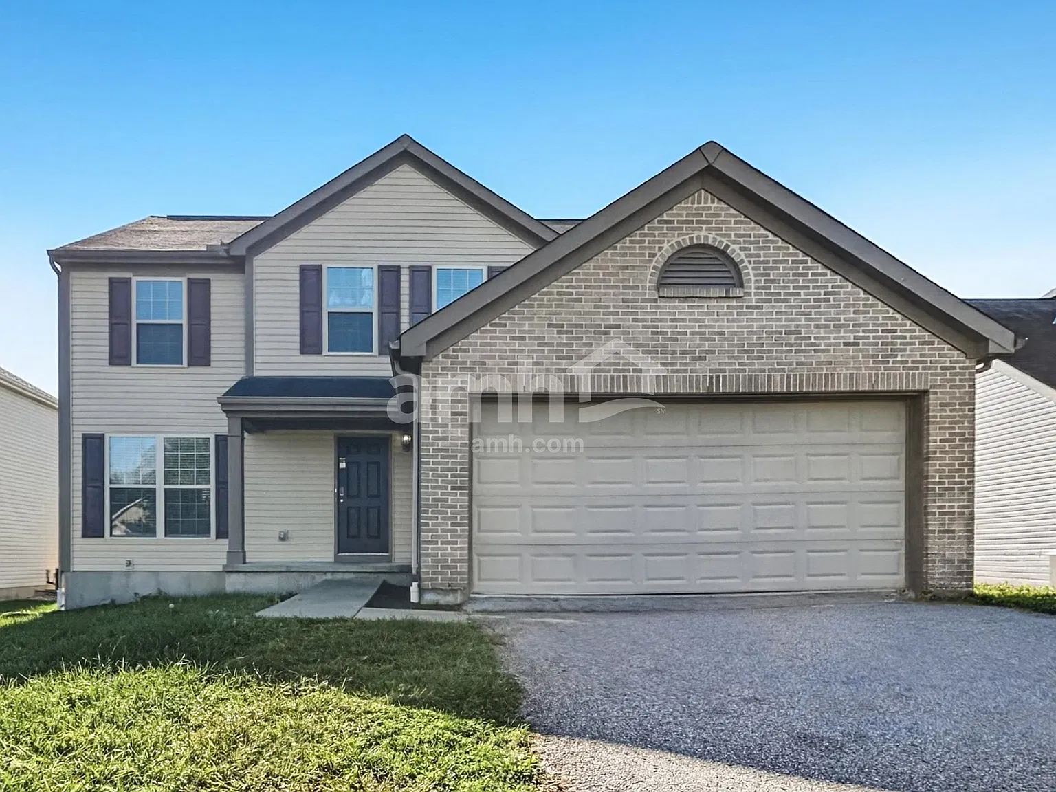 4 bed, 2.5 bath, 1888 sqft, $2,425 — Photo 1