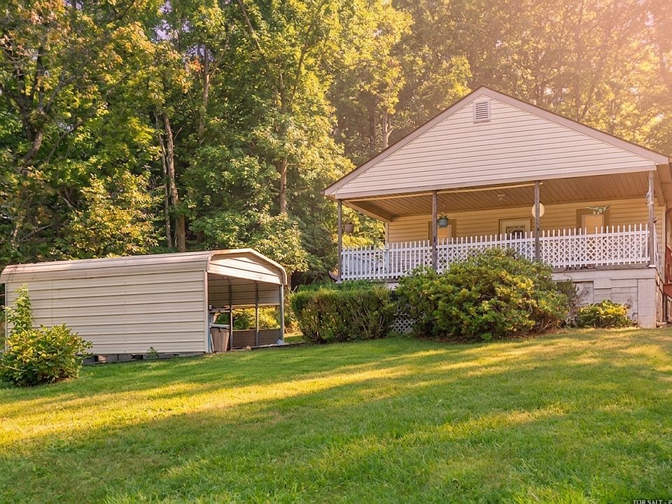 1st image of 655 Beatty Rd