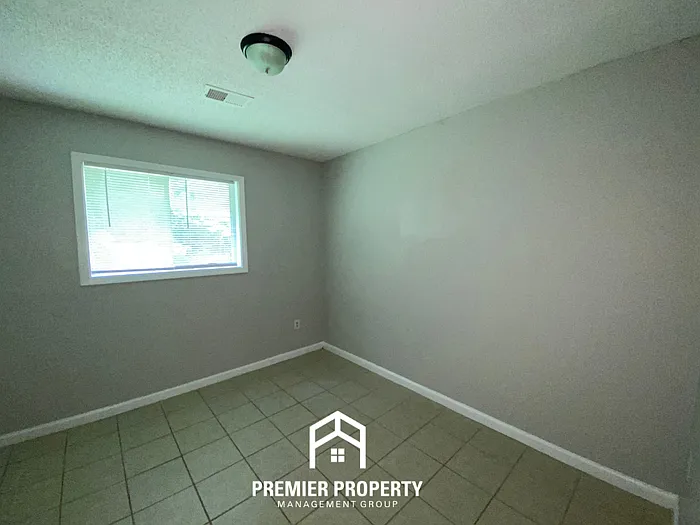 3785 Black Forest Dr — Photo 15
