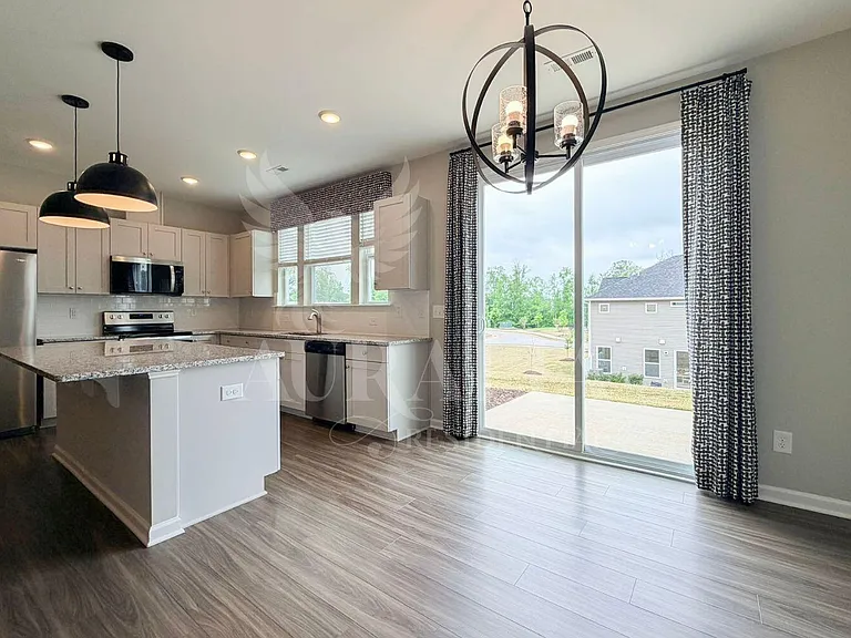 111 Lennei Ln — Photo 12