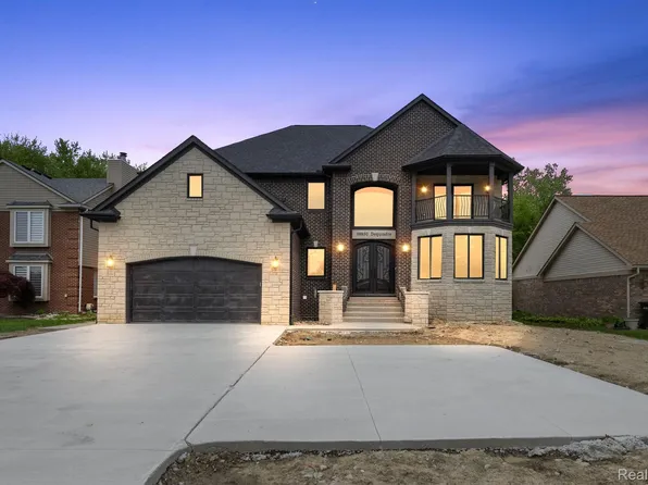 39830 Dequindre Rd, Sterling Heights, MI 48310