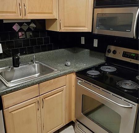 2nd image of 2260 NE 67th St APT 1711