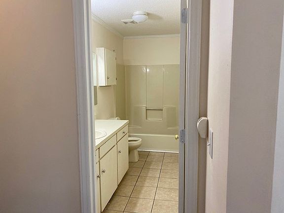 5th image of 4337 Cricket Dr