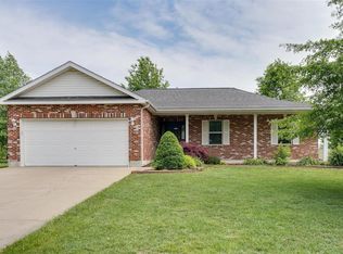 203 E Ash Rd, Warrenton, MO 63383