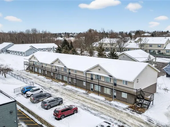 322 Amirault, Dieppe, NB E1A 1G3