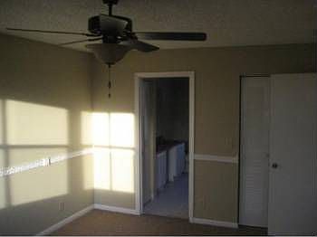 3rd image of 3235 W Buena Vista Dr