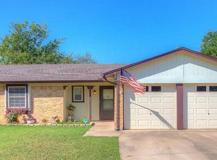6221 Green Apple Ct, Watauga, TX 76148
