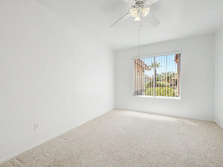 17807 N Juneberry Dr — Photo 8