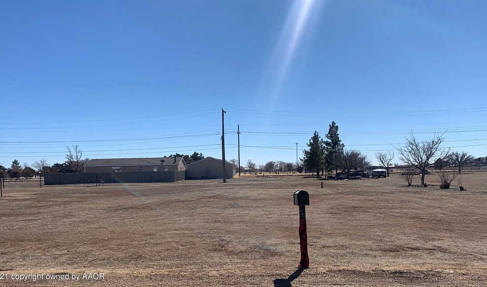 1st image of 207 Nena Ln