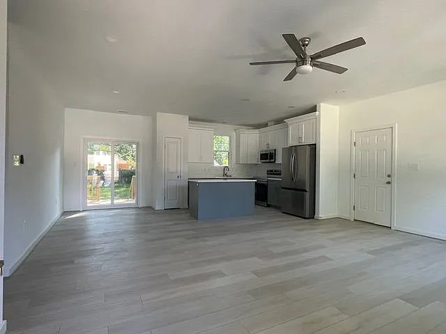 3 bed, 2.0 bath, 1340 sqft, $2,350 — Photo 4