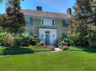 20950 Colby Rd, Shaker Heights, OH 44122