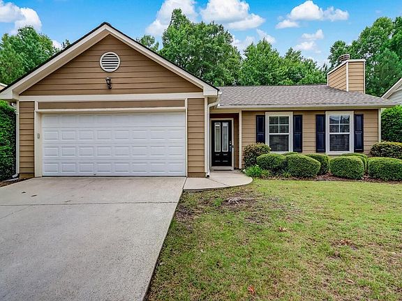 4th image of 498 Walnut Woods Dr