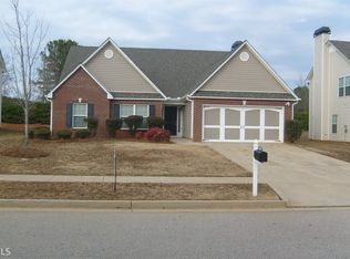 1121 Bowlin Dr, Locust Grove, GA 30248
