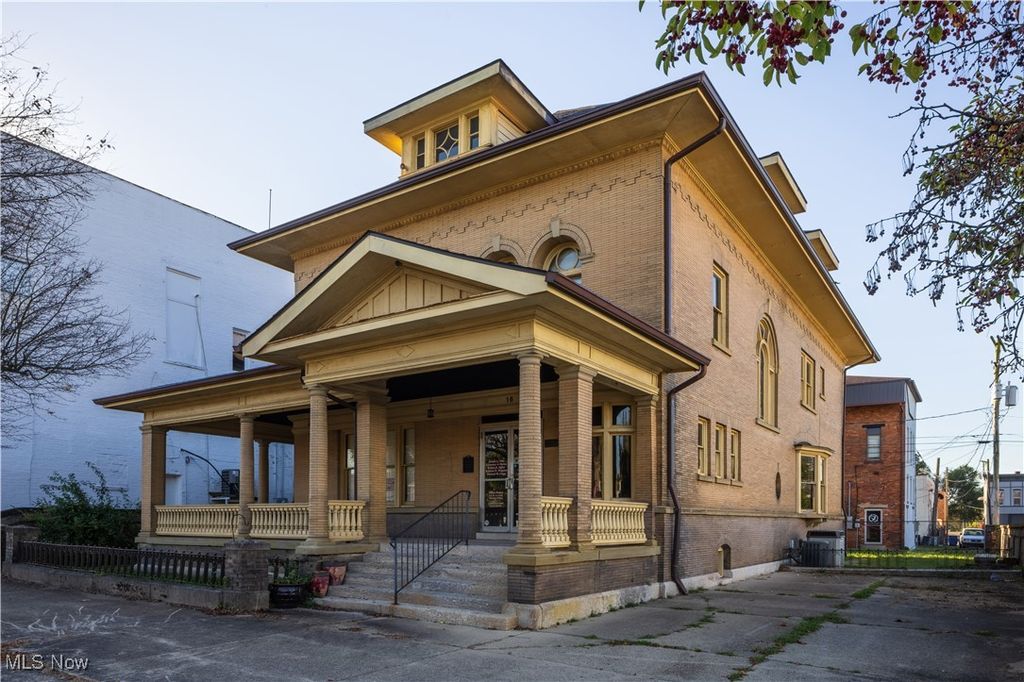 Real estate listing image