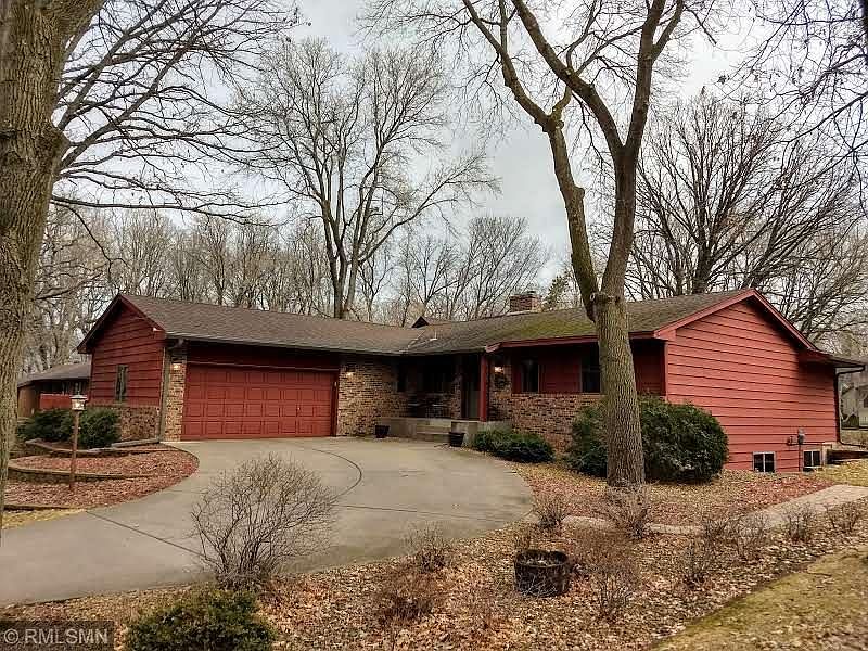 1st image of 26335 Glen Oak Dr