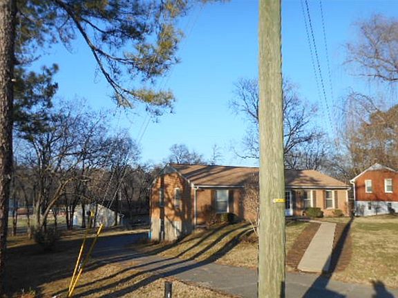 2nd image of 3133 Stafford Dr