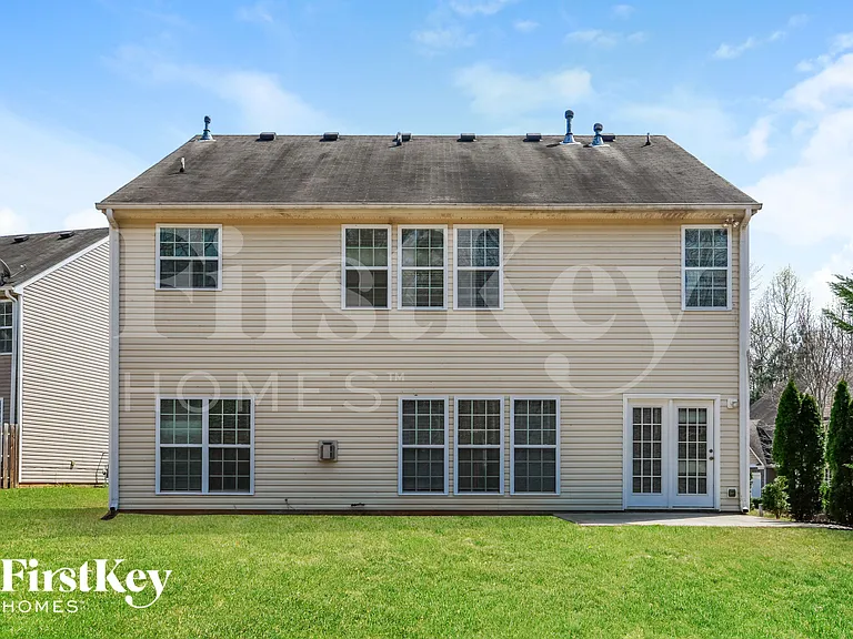 6919 Island Pointe Dr — Photo 18